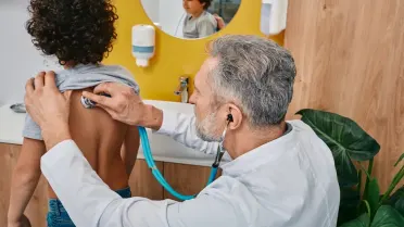 Asma é uma doença inflamatória crônica respiratória caracterizada por